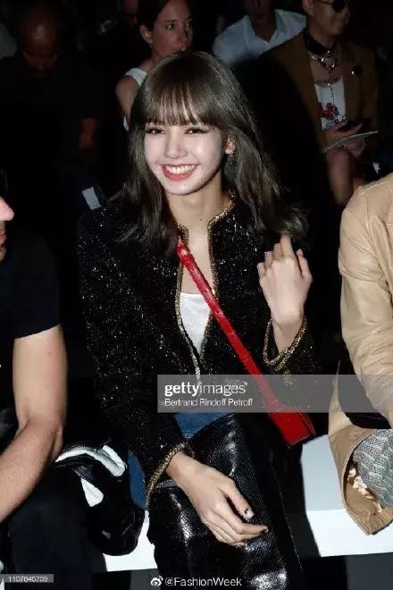 lisa如今的变化,lisa前后颜值对比