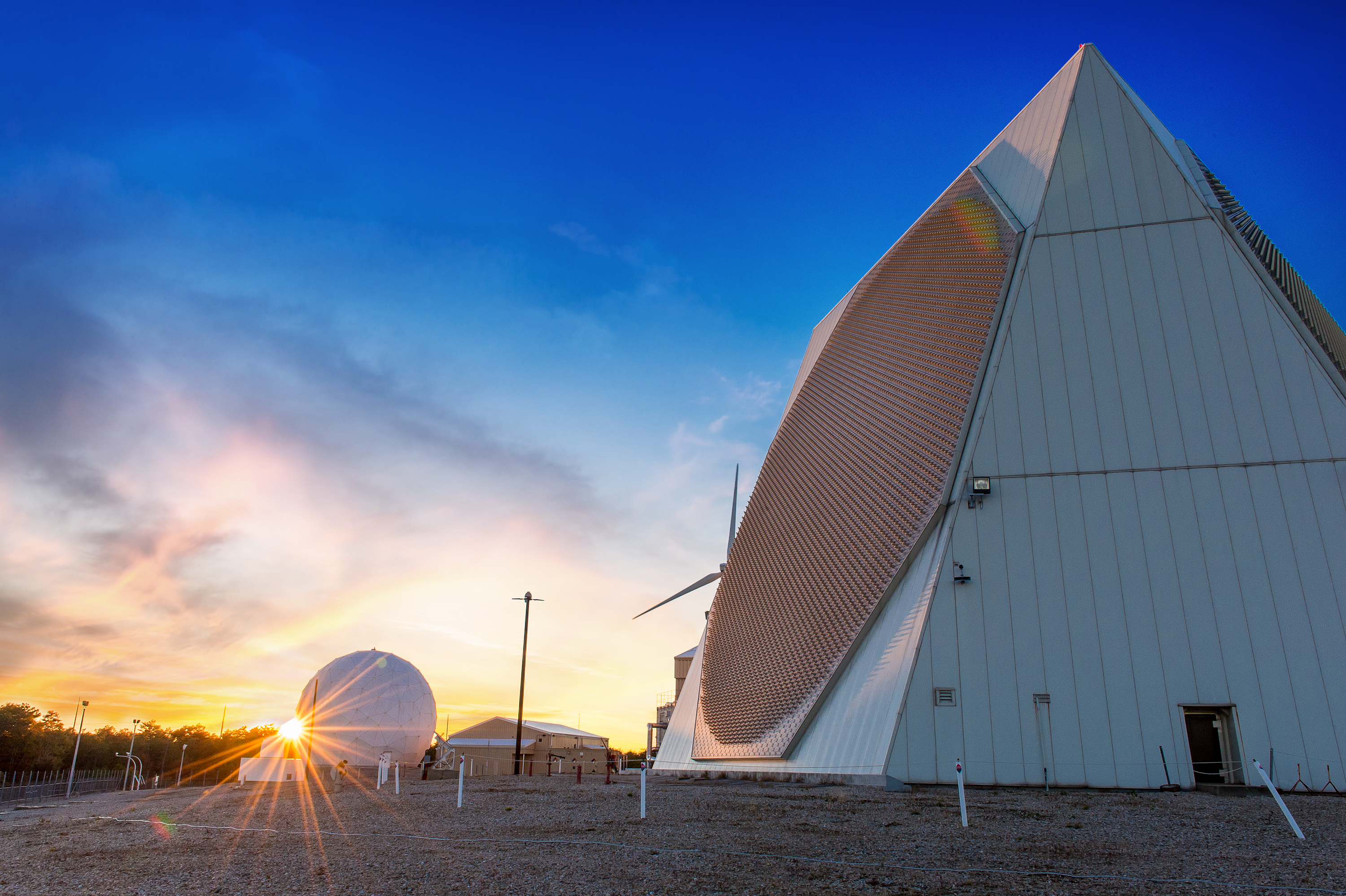 中美俄战略预警雷达探测距离,战略预警雷达