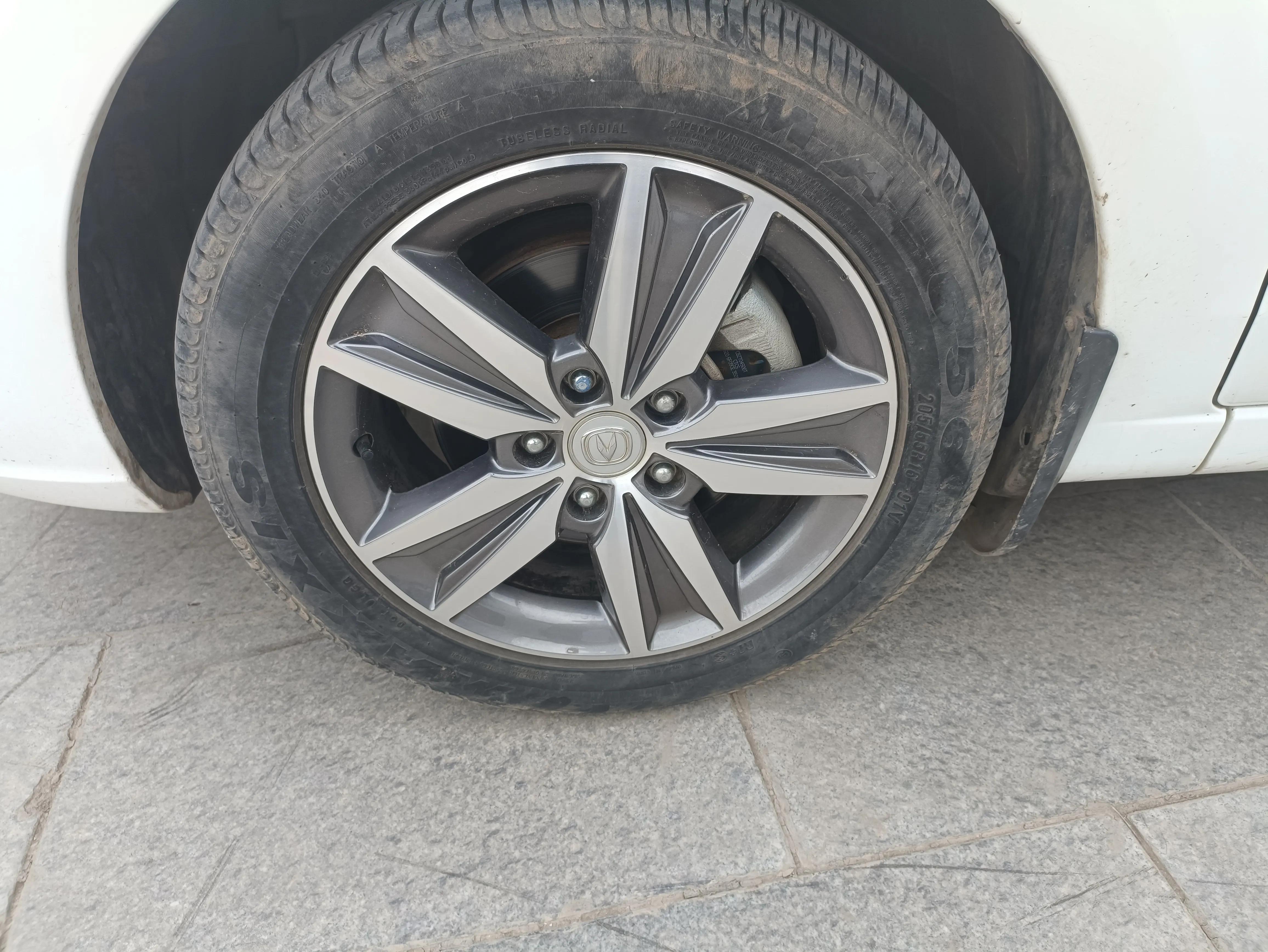 16款逸动纯电,16款逸动值得入手吗