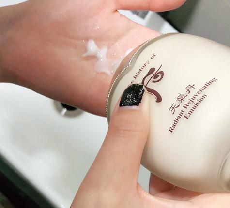 大牌也有缺陷?神仙水爆痘,CPB酒精多,天气丹瓶口设计令人无语