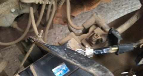 汽车蓄电池怎么安装拆卸,汽车蓄电池拆卸注意事项