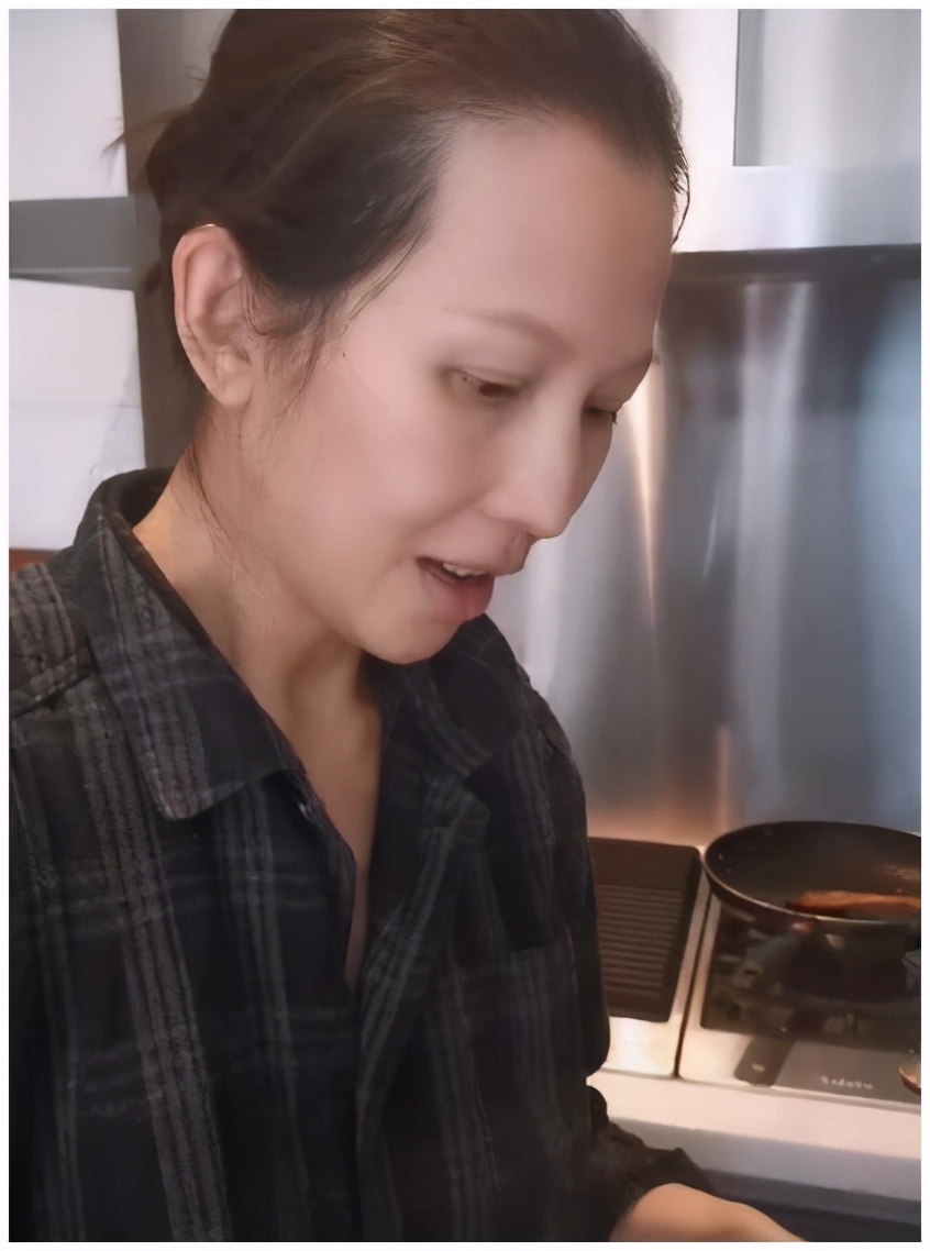 蔡少芬和陈法蓉相差几岁,蔡少芬陈法蓉这对港普姐妹花