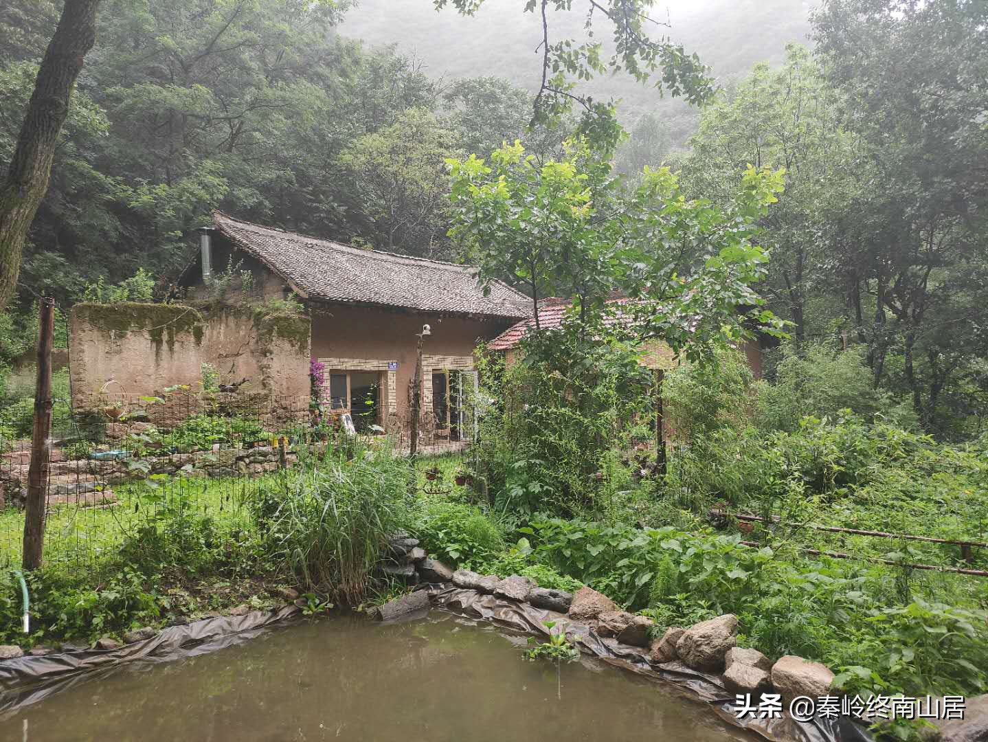 去秦岭库峪游玩，淘了几个老磨盘和石碾子，摆在院子里喝茶怎么样