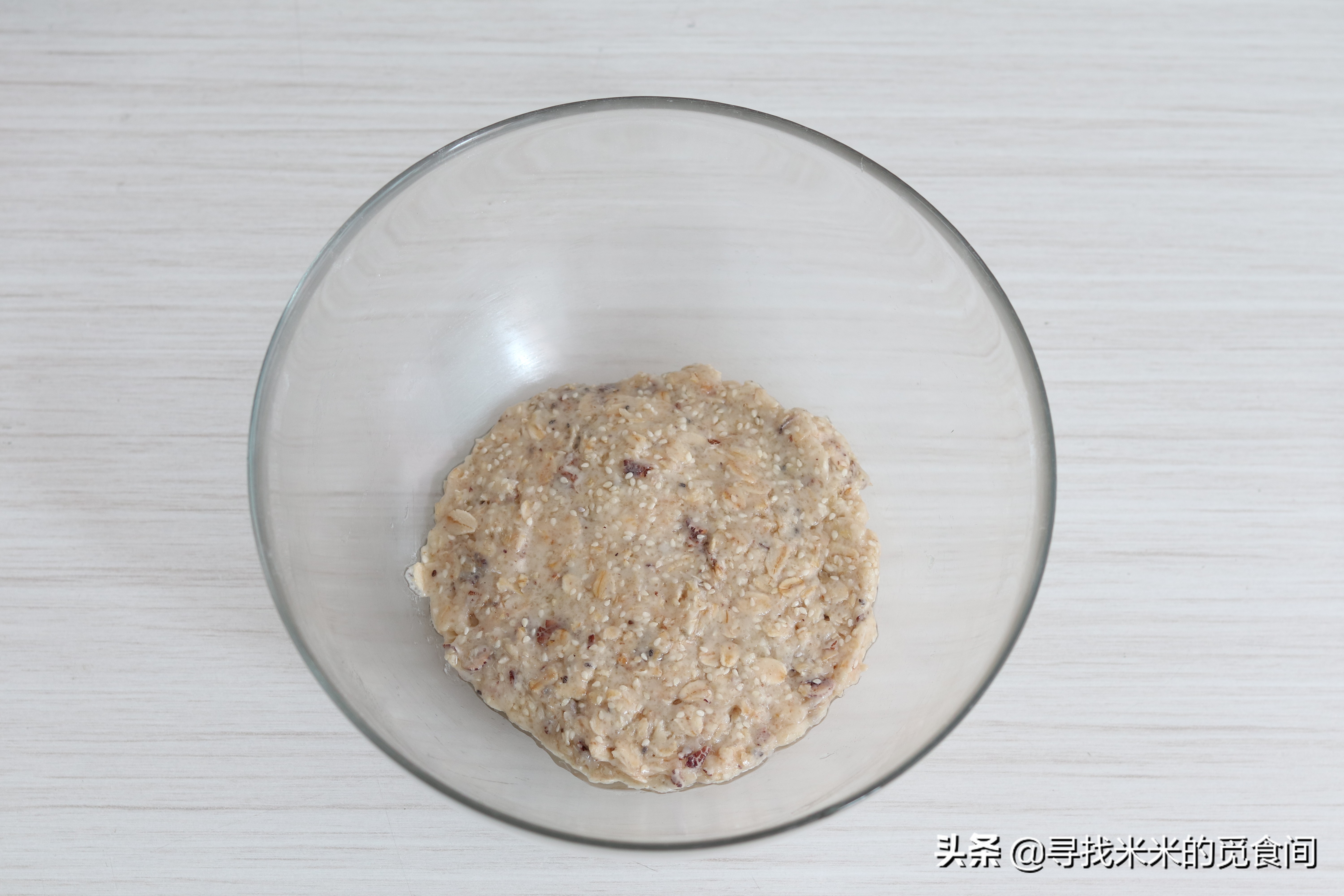 女明星分享的食谱靠谱吗?实测董洁版燕麦芝麻薄脆,结果有些意外