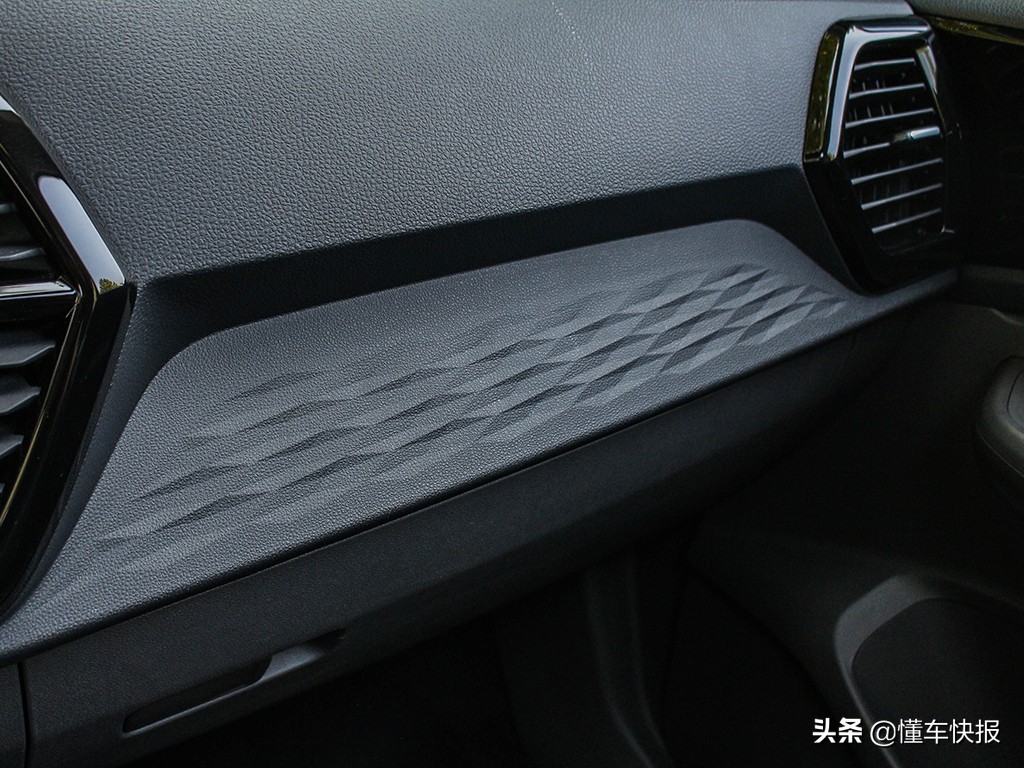 沉浸式体验捷达vs7高光荣耀版,新款捷达vs7最新深度测评