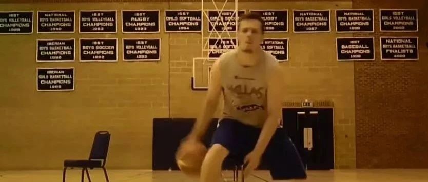 打篮球都有哪些技巧,打篮球有哪些小技巧