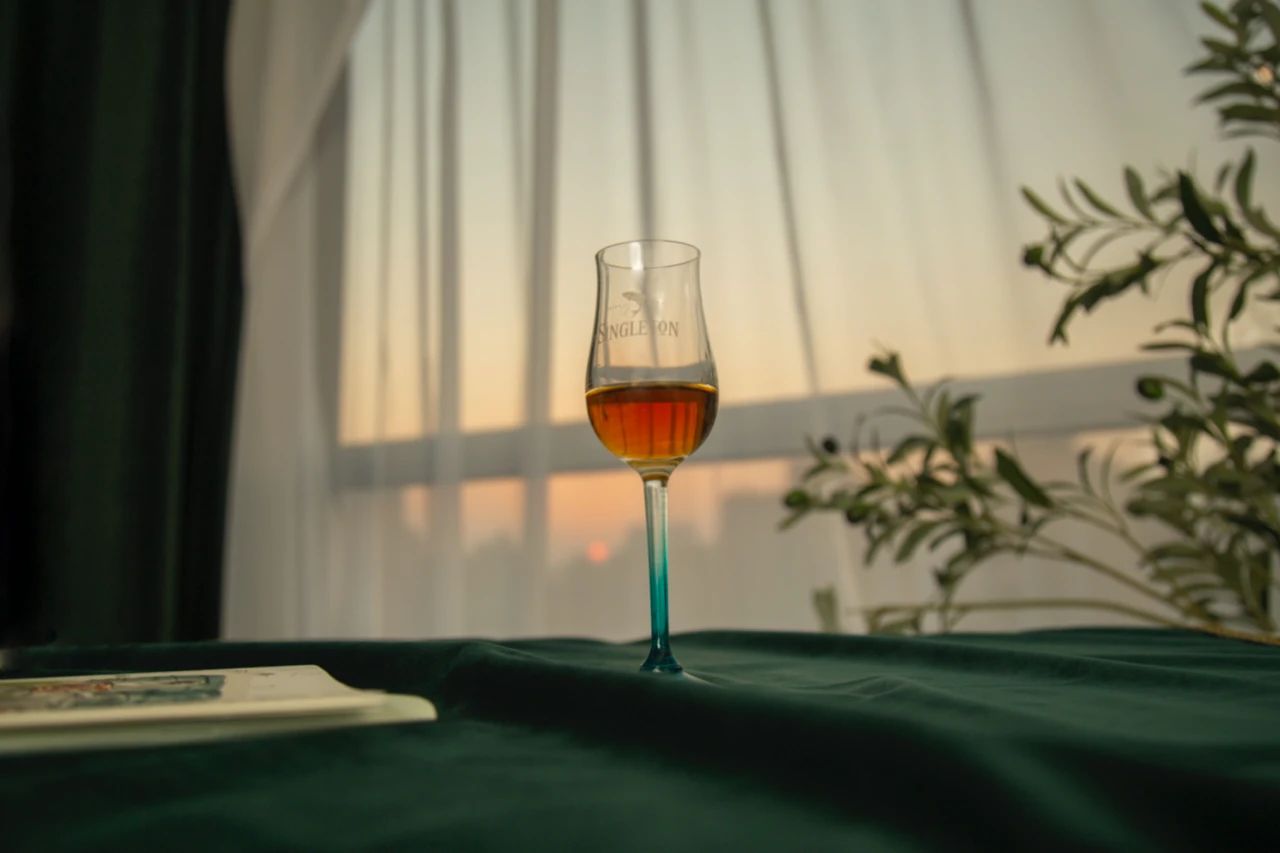 打破传统威士忌,苏格登15年威士忌喝法