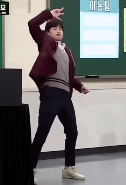 金希澈跳exo的舞,金希澈一秒猜歌exo