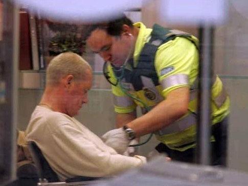 那个在兰州踢过甲B的英国天才:是酒鬼是性瘾者,半生被骂蠢货!