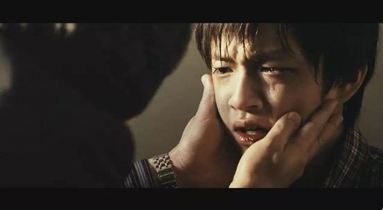 花大钱给孩子报培训班，却忘了陪孩子一起*启蒙性**的家长们