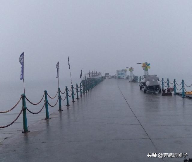 备战南京马拉松5—烟台滨海路畅跑15公里海钓黄海明珠合肥号