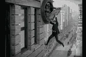 为什么加油站要24小时上班,为什么加油站一个工资1800