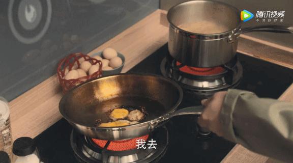 敢买戚薇牌机器人吗？专门拆散别人家庭的那种