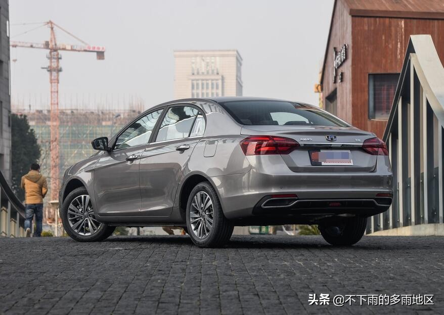 吉利帝豪和荣威i5发动机哪个好,吉利帝豪和i5怎么选