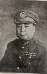 *德朱**满树苹果丢了,陈赓和*锡联陈**总是去串门,有人告密:他俩偷的