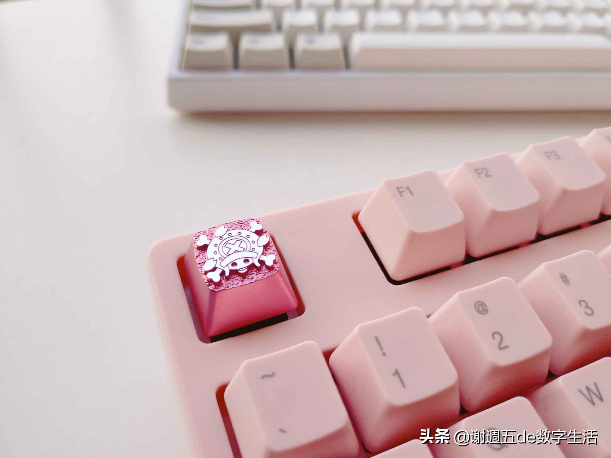 100元之内的书桌物品推荐,100cmx100cm书桌