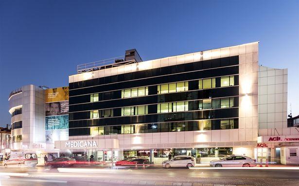 英国女人臀肌手术,英国女性手术