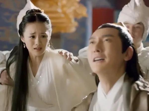 素锦推白浅跳下诛仙台,三生三世夜华跳诛仙台昏迷