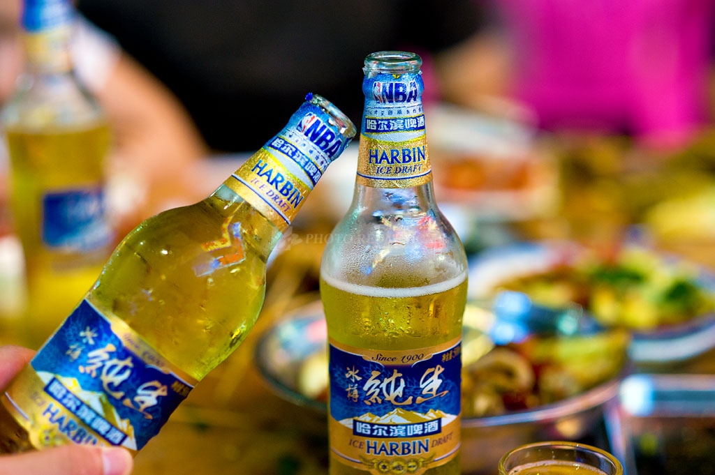 酒龄30年的东北人，告诉你当地人爱喝啥酒，不是老村长也不是哈啤