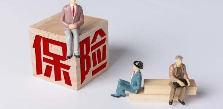 香港友邦和内地友邦重疾险区别 (香港和内地重疾险哪个好)