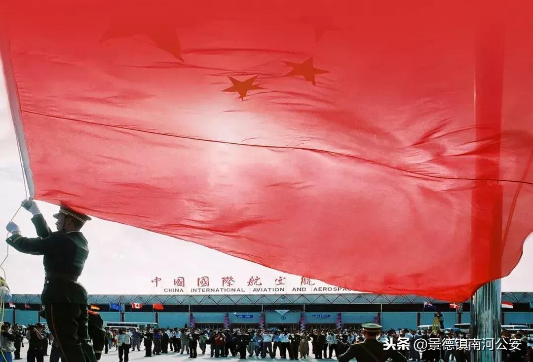 珠海航展飞机突破音障瞬间,2022珠海航展回望历史