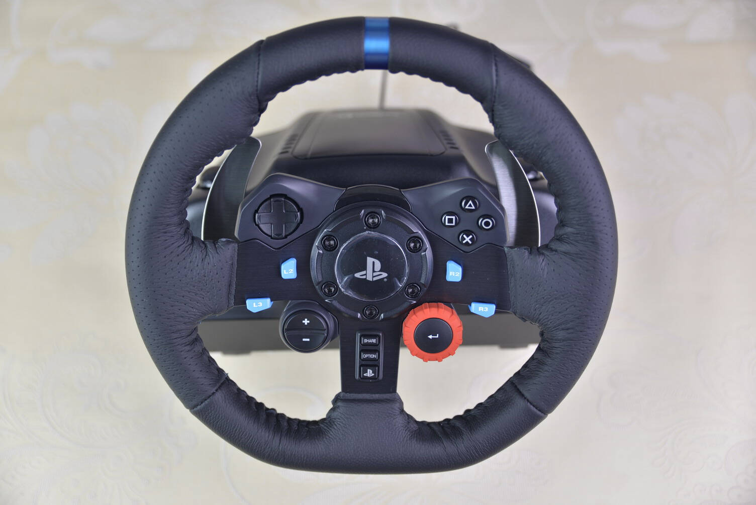 罗技g29方向盘玩极品飞车设置教程,罗技g29力反馈游戏方向盘