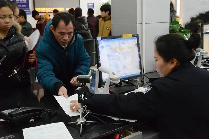 【服务“三高四新”战略】芷江县公安局“三管齐下”护航园区高质量发展