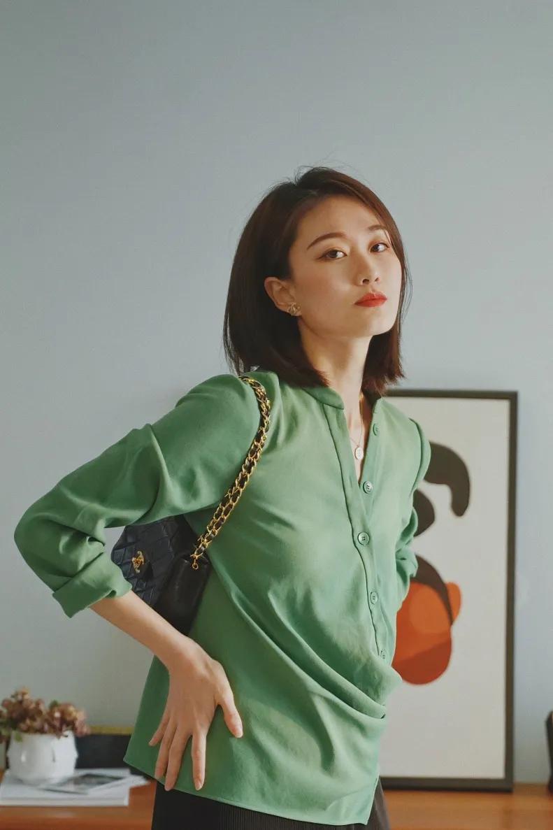 颧弓高脸型怎么改善,有泪沟可以通过调整脸型改善嘛