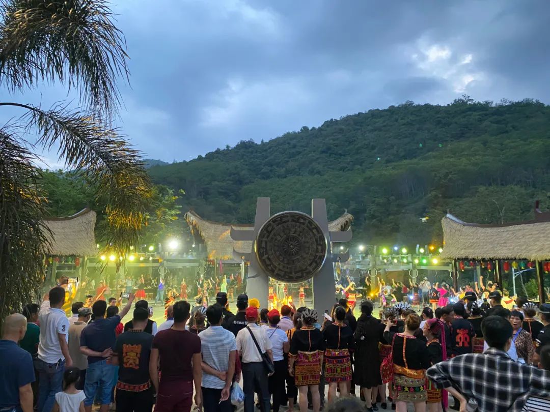 昌江梨花里视频完整版 (昌江王下乡黎花里自驾游攻略)