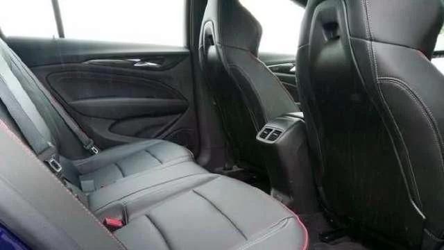 18万多落地君威gs,别克君威gs路上表现