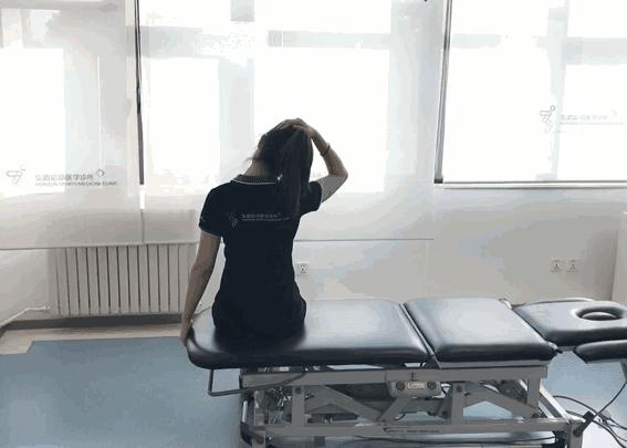 斜方肌不一样大如何改善,斜方肌拉伸最有效的方法