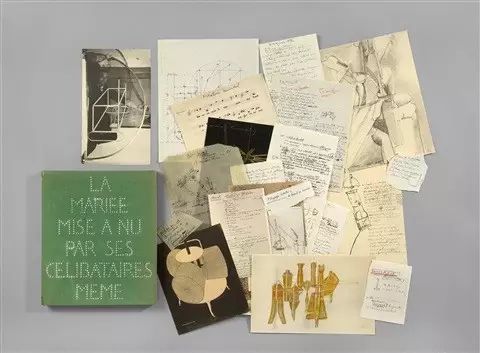 杜尚如是说：艺术要么是剽窃，要么是革命