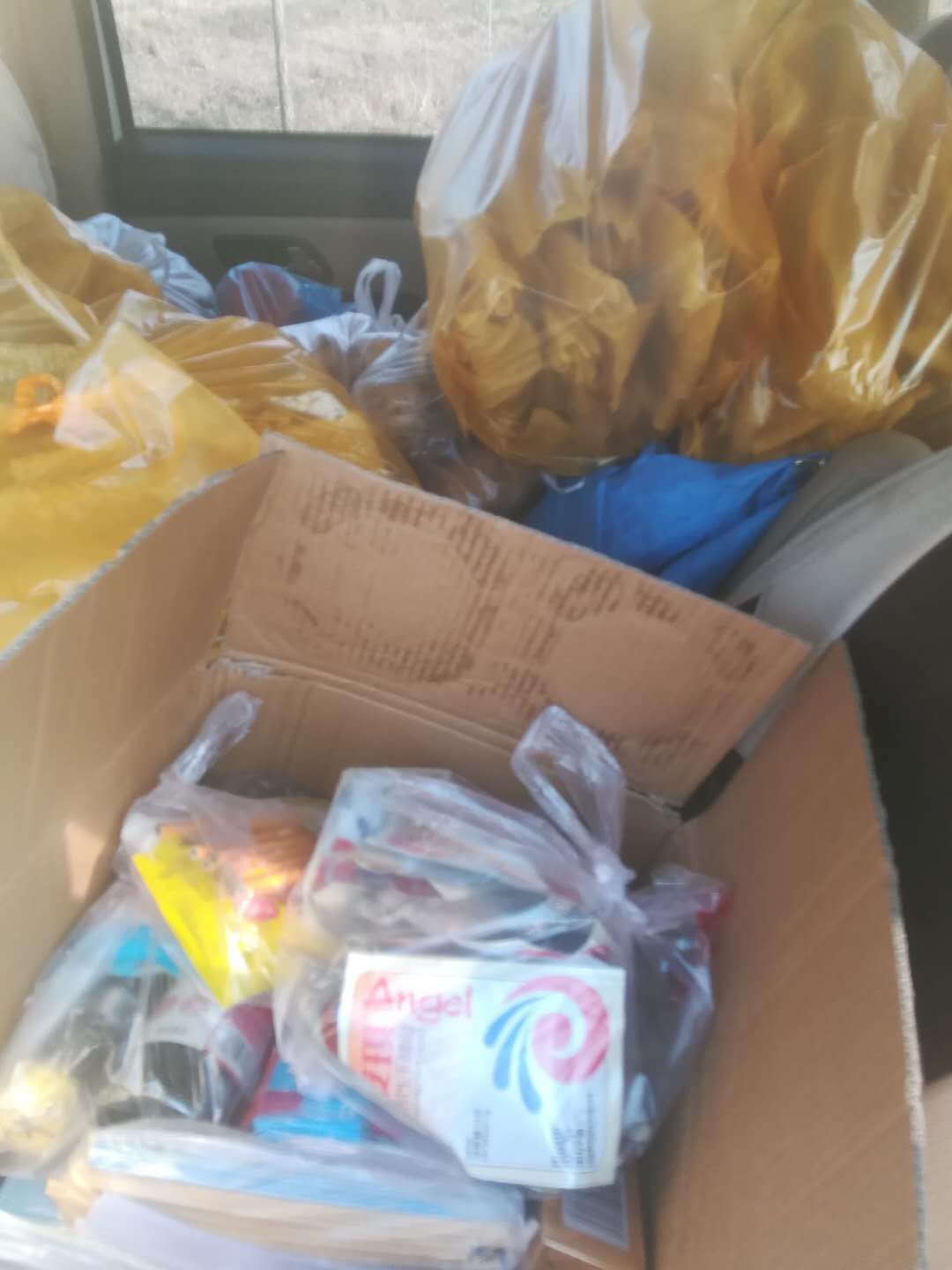 桐柏县黄岗镇任明扬：副支书变身“代购员”“送货员”