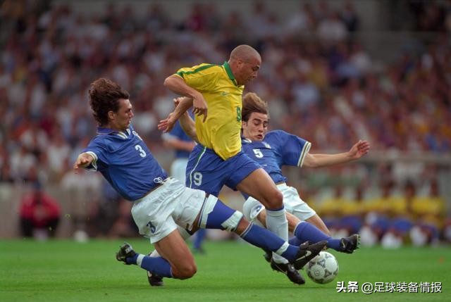 阿迪公布世界杯球衣,阿迪达斯意大利球衣