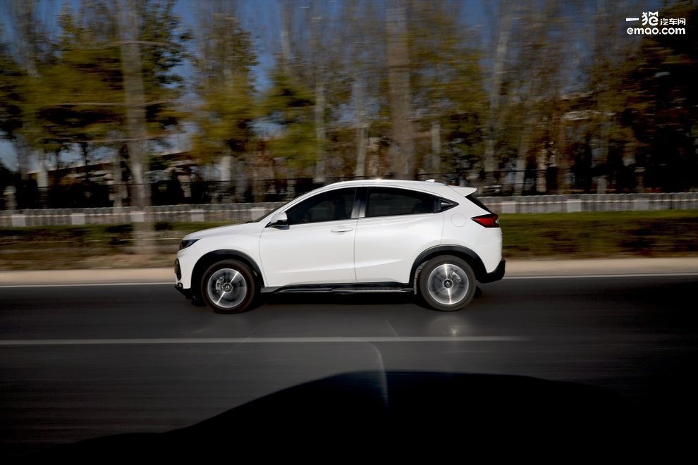 东风本田xr-v空间评测,稳扎稳打试驾东风本田新款xr-v