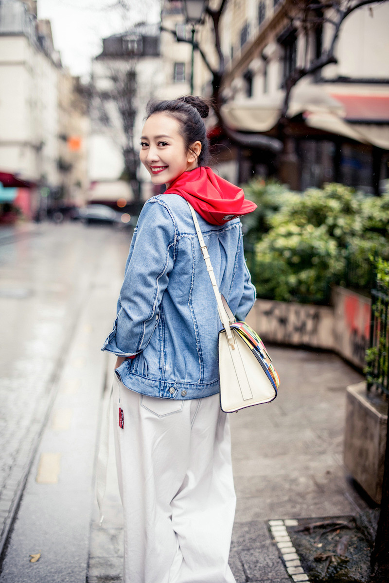 20岁女孩买奢侈品,女孩子对奢侈品最正确的看法