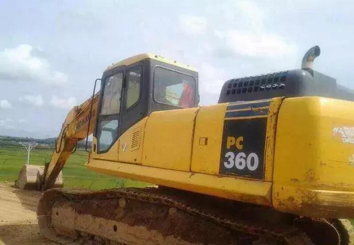 终于盼到了挖掘机的春天，却无奈遭遇*局骗**