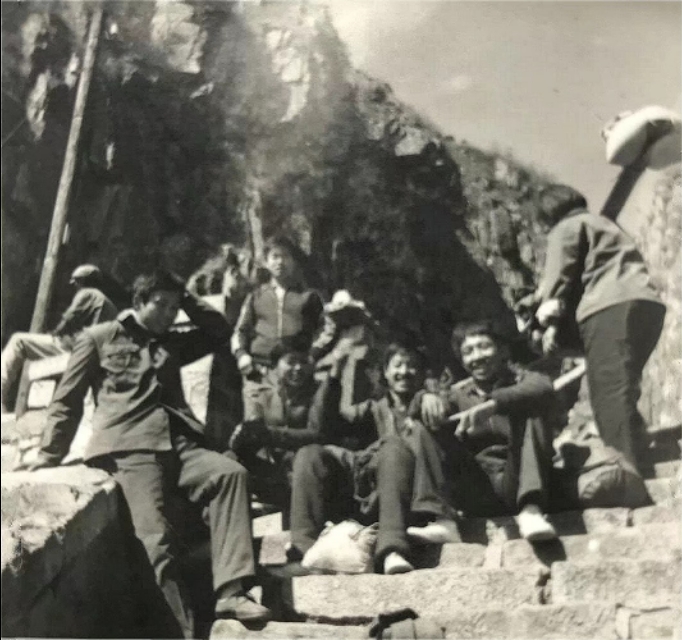 老照片同学友谊,老照片学校旧照