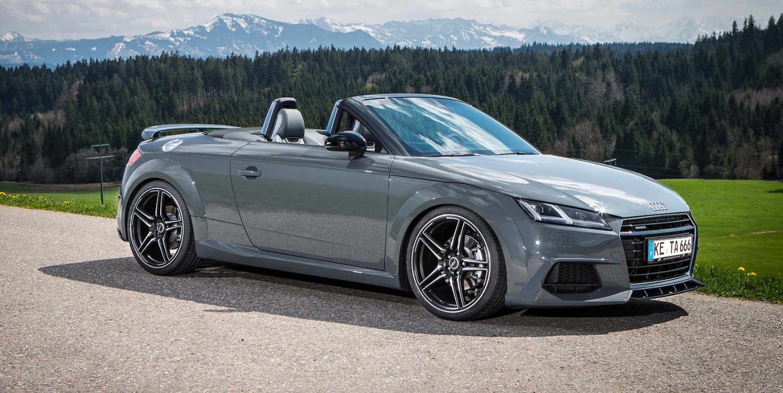 奥迪小tt各款,奥迪tt颜值对比