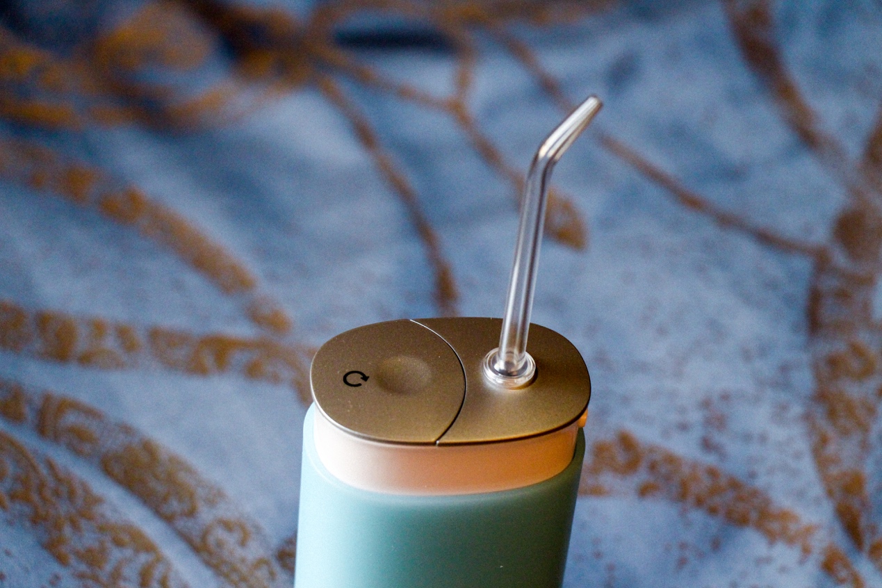 冲牙器有可以装到口袋里的吗,不建议使用冲牙器