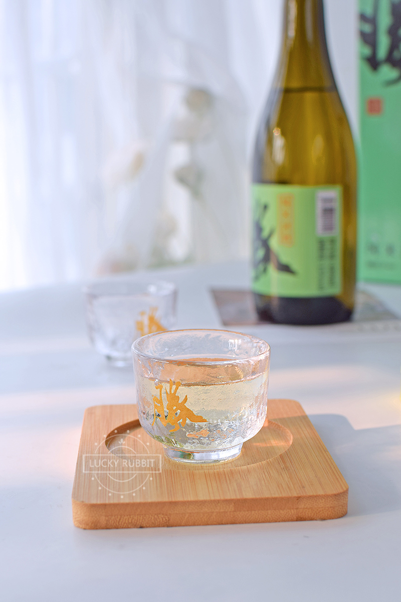 刚到手就拆开的好礼,做一杯少女心饮料,闺蜜看了开车过来喝