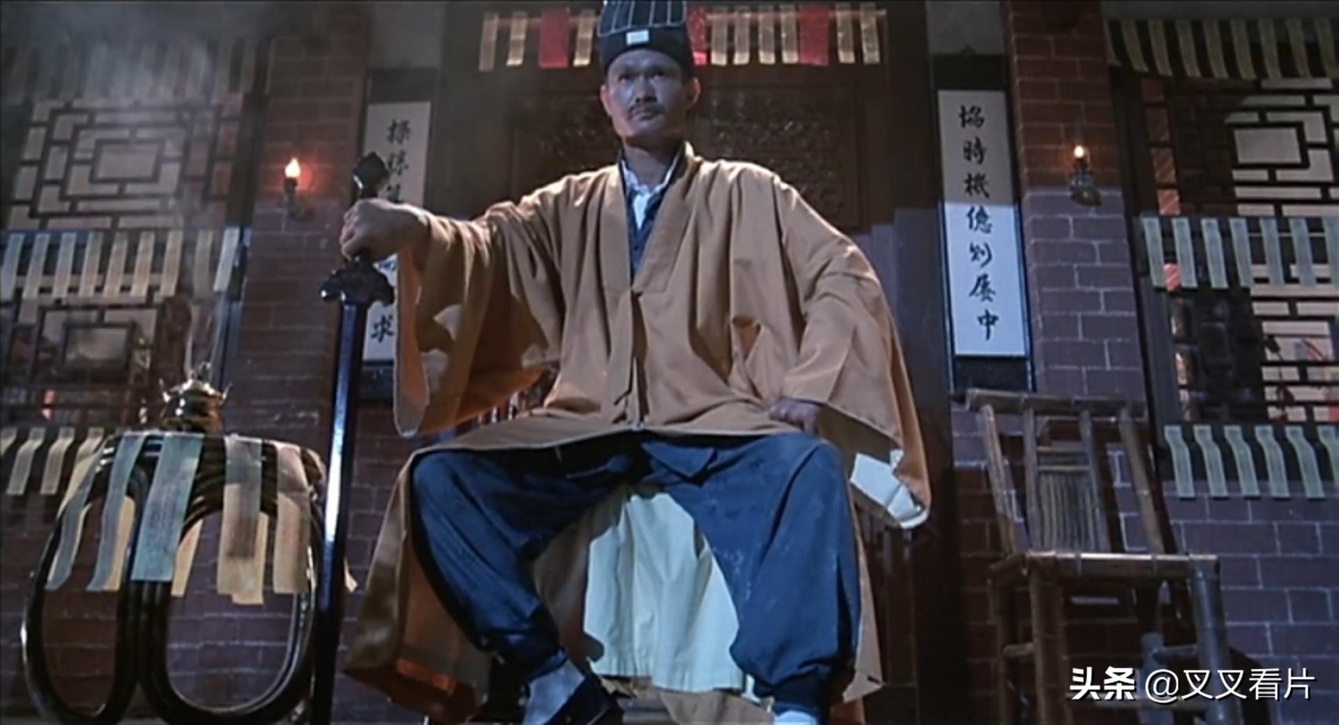 《鬼片逃生大全》:4招教你搞定《咒怨》《山村老尸》里的恶鬼