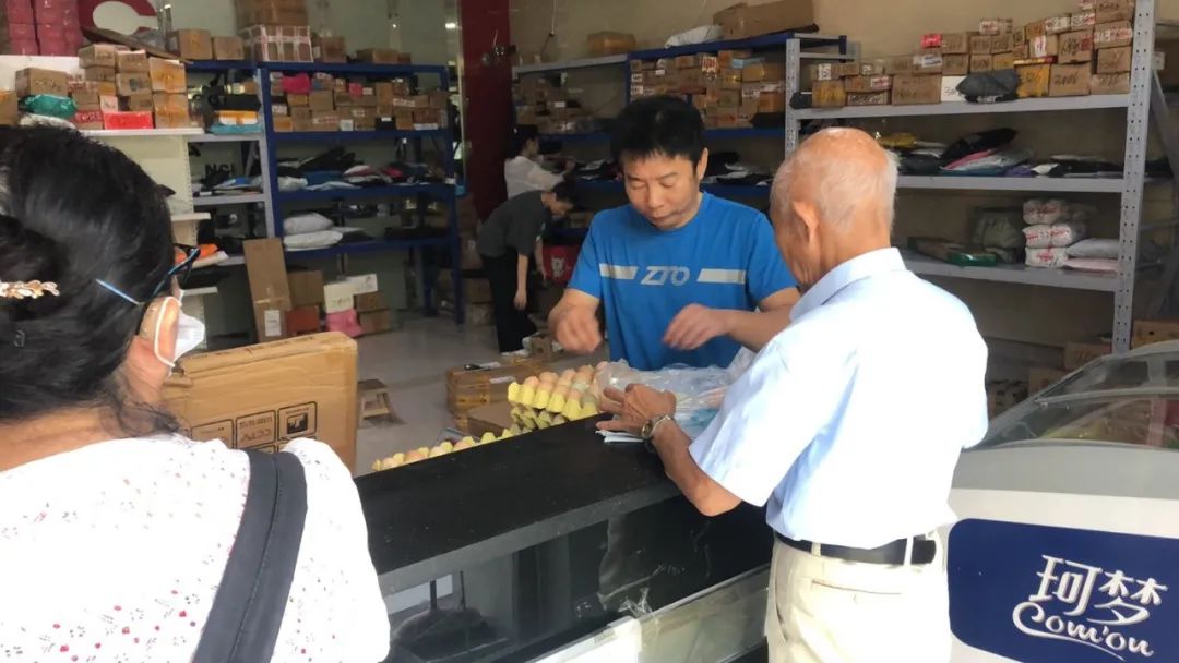 快递小哥建社区微信群,日卖2万枚土鸡蛋