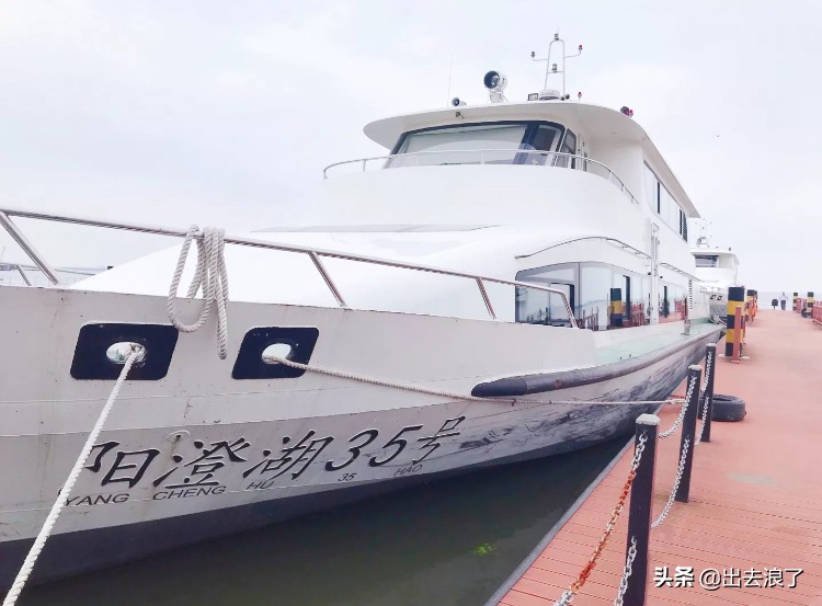 吃蟹子注意事项,吃蟹的时候当心点扎嘴