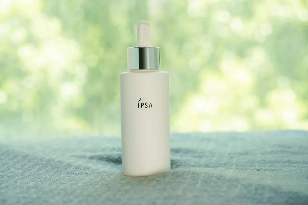 科颜氏美白精华和sk2美白精华,哪款美白精华白得更快