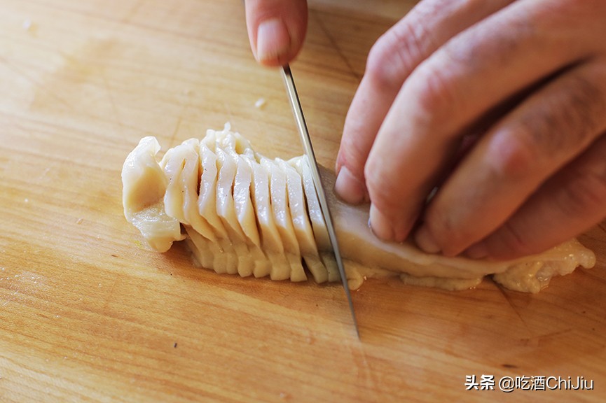 长相难以启齿的象拔蚌,当年餐桌上可是炙手可热!