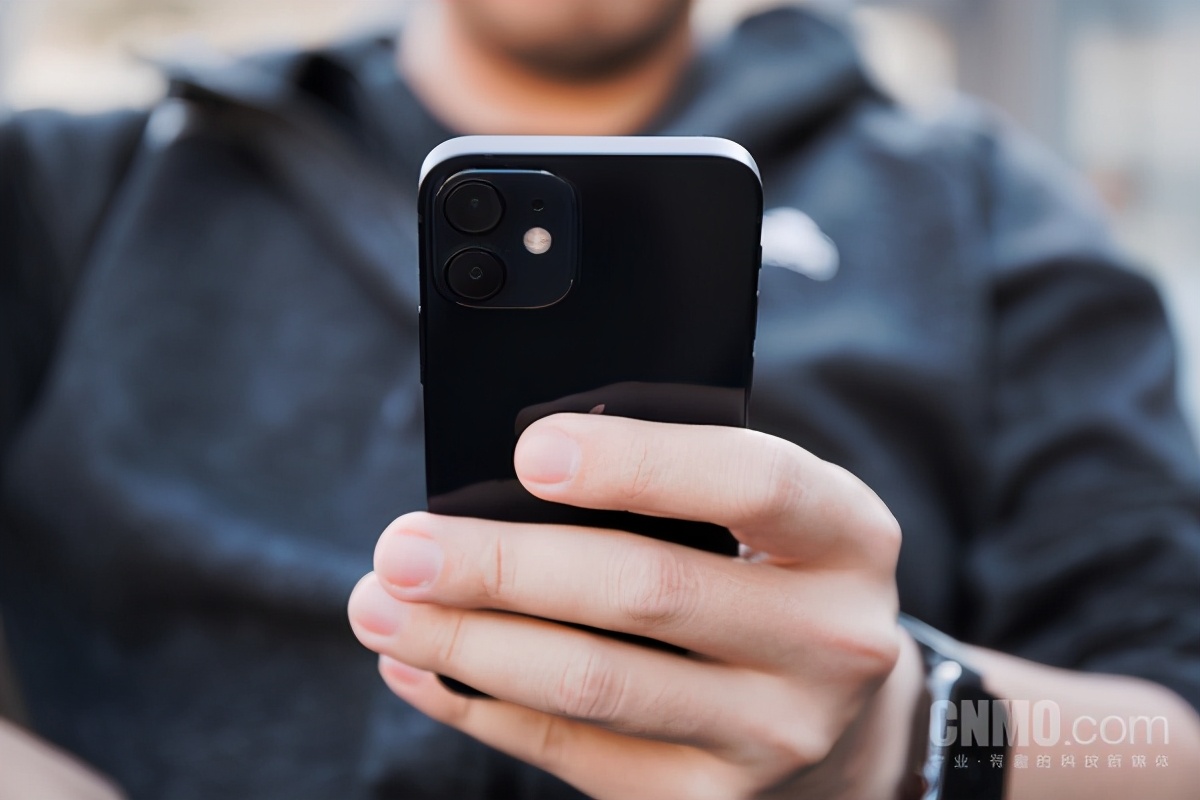 iphone12mini使用一天感受,iphone12mini日常体验