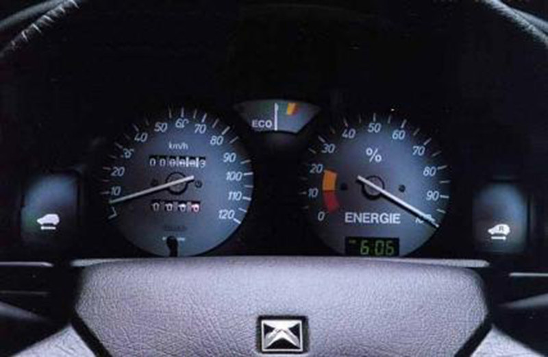 百年前电车绝迹，这十几台奇葩玩意妄想复辟！却一个比一个弱鸡