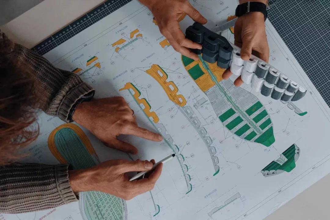 一双一千多运动鞋,一双运动鞋1000元