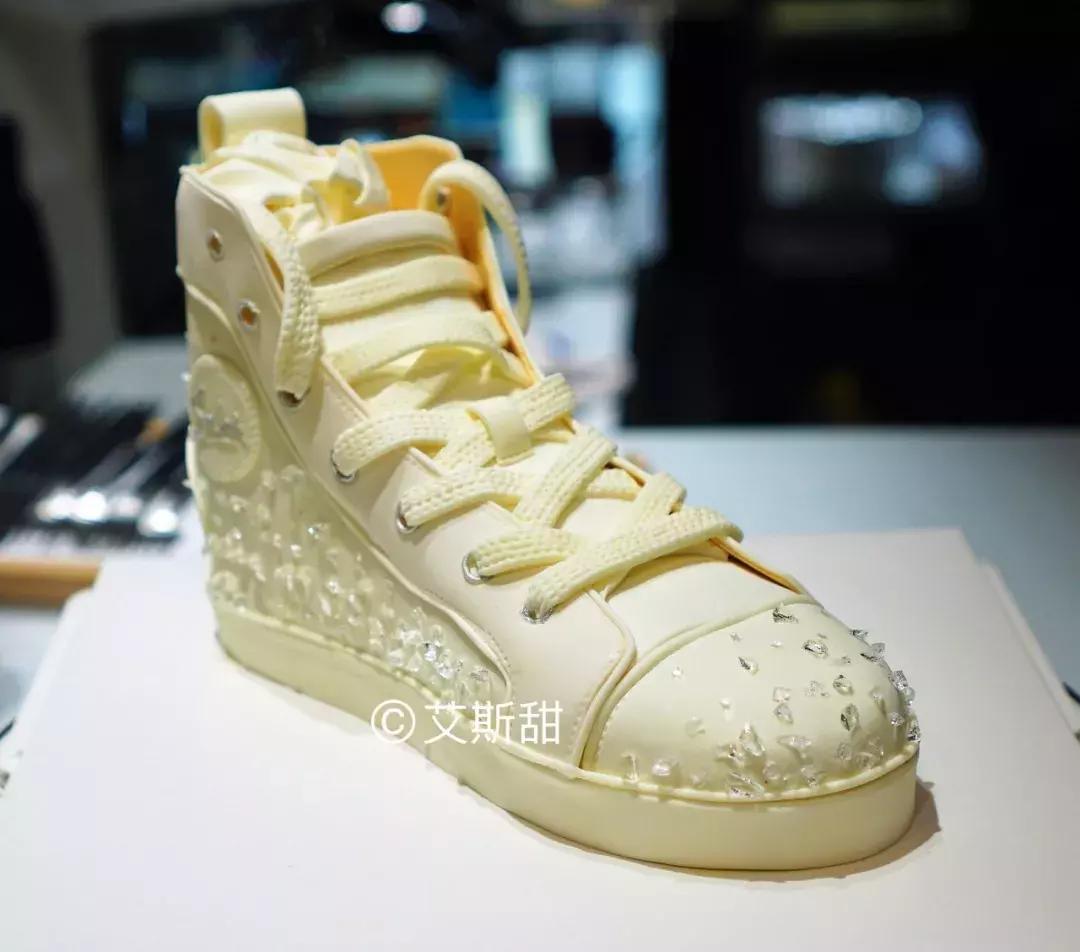 从私房烘焙到开店,从私房到门店